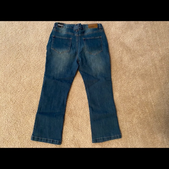 Jeans - Picture 2 of 2